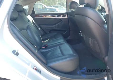 2017 Genesis G80 3.8 z USA, uszkodzony, nr VIN KMHGN4JE2HU188389